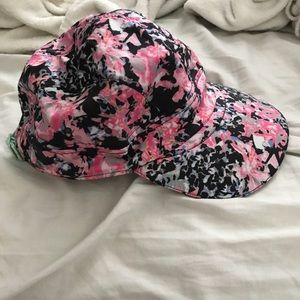 Lululemon running hat